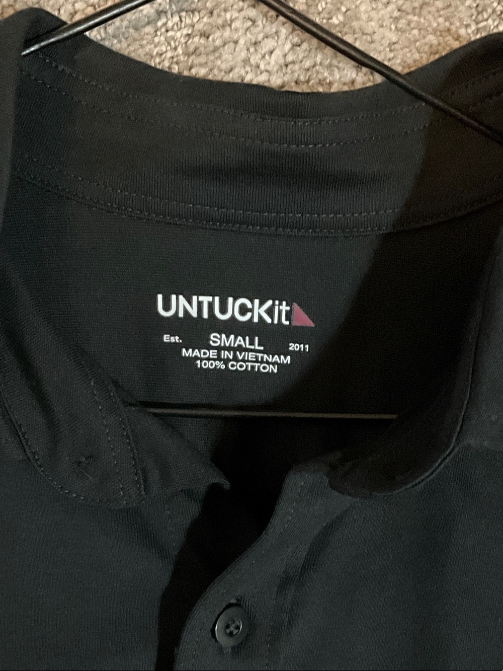 UNTUCKit Men’s Black Long-Sleeve Button-Down Shirt - Picture 2 of 4